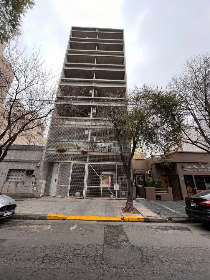 VILLA URQUIZA MONOAMBIENTE CON BALCON Y COCHERA